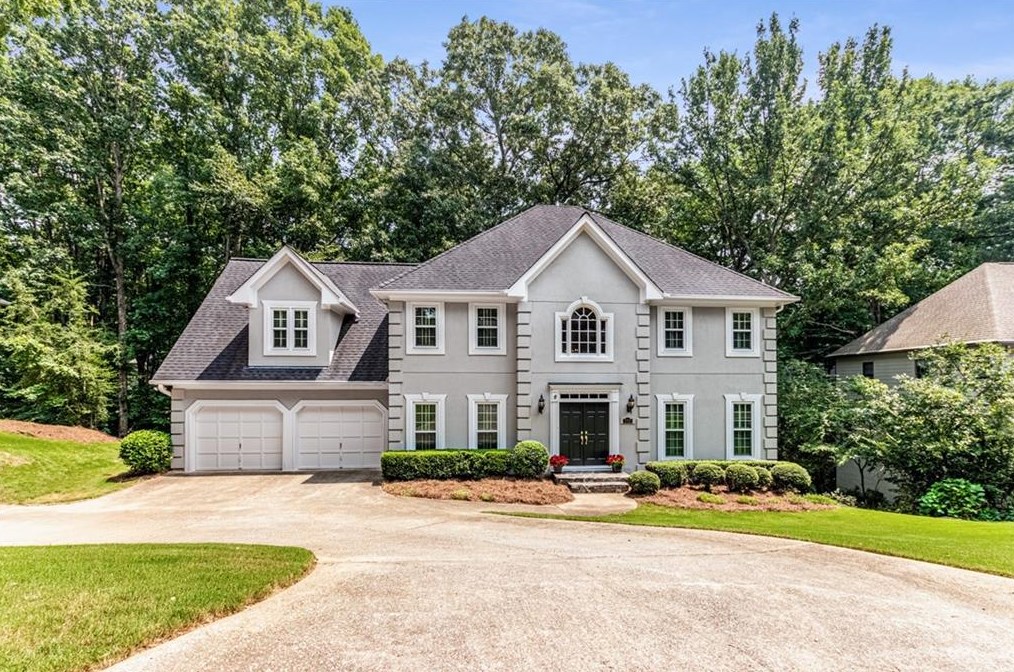 2725 Misty Morning Ln, Roswell, GA 30076-3660