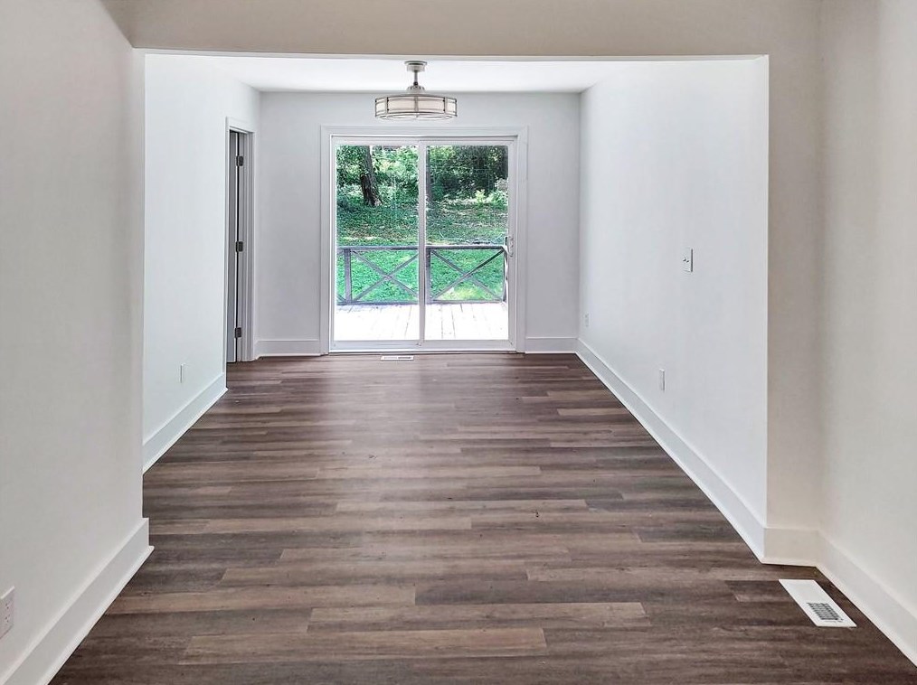 547 Rosemont Dr, Decatur GA  30032-4004 exterior