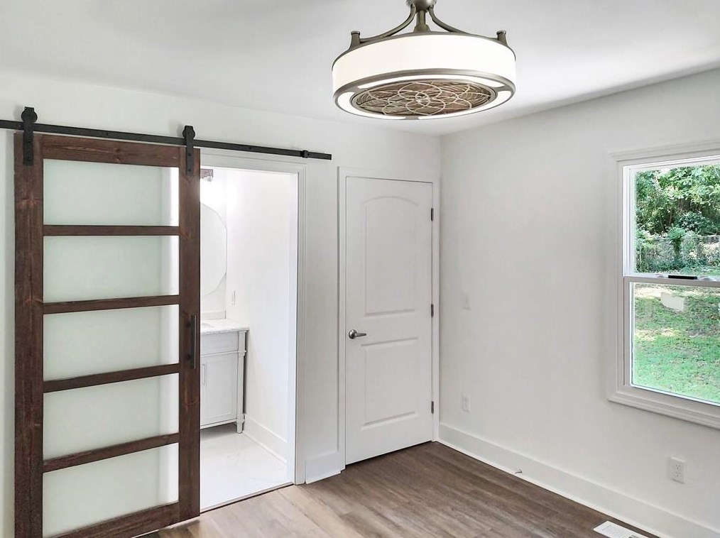 547 Rosemont Dr, Decatur GA  30032-4004 exterior