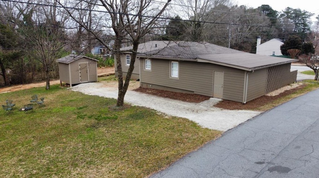 1660 Clay Rd Sw, Mableton, GA 30126