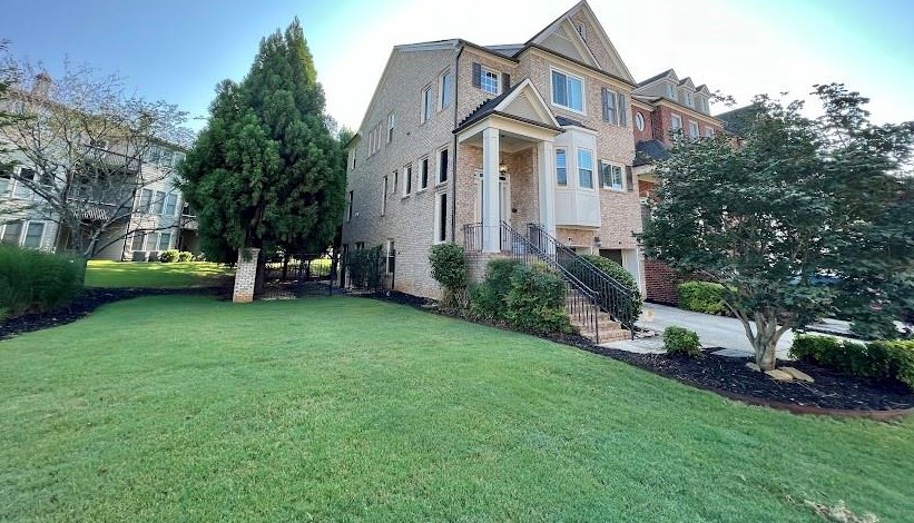 3011 Montclair Cir, Smyrna, GA 30080-3796