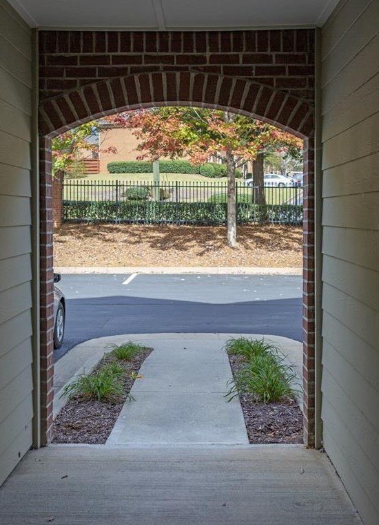 6111 Woodland Ln, Alpharetta, GA 30009