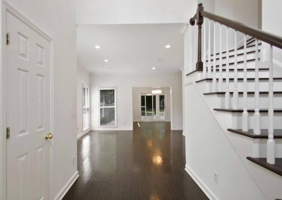 1192 Standard Dr, Atlanta, GA 30319-3353