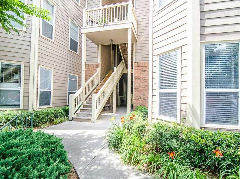 123 Mcgill Park Ave #123, Atlanta, GA 30312