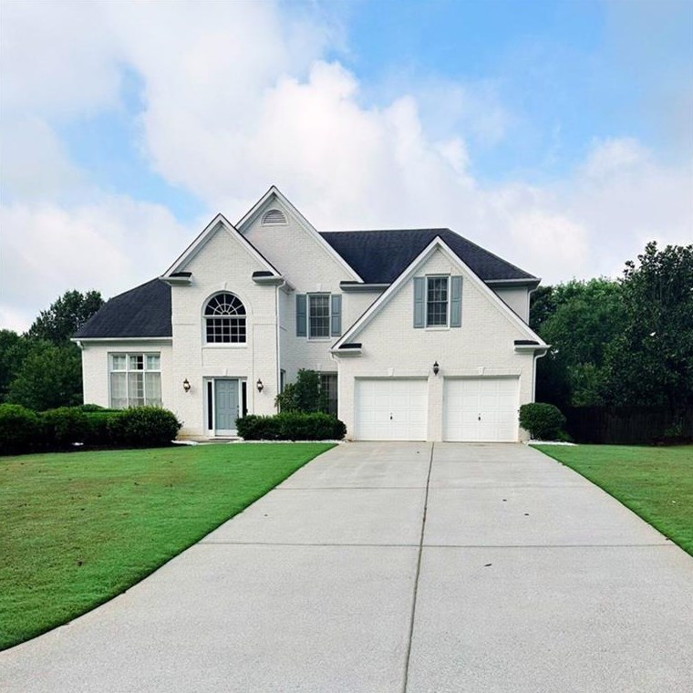 5020 Broughton St, Roswell, GA 30075-2595