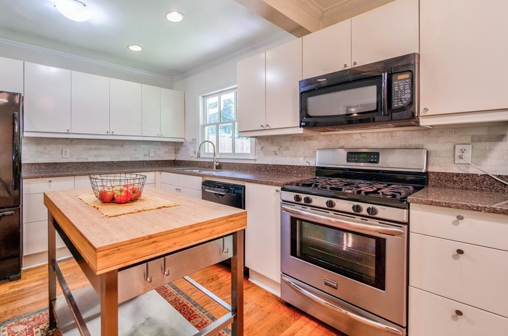2487 Rockcliff Rd, Atlanta, GA 30316-3622