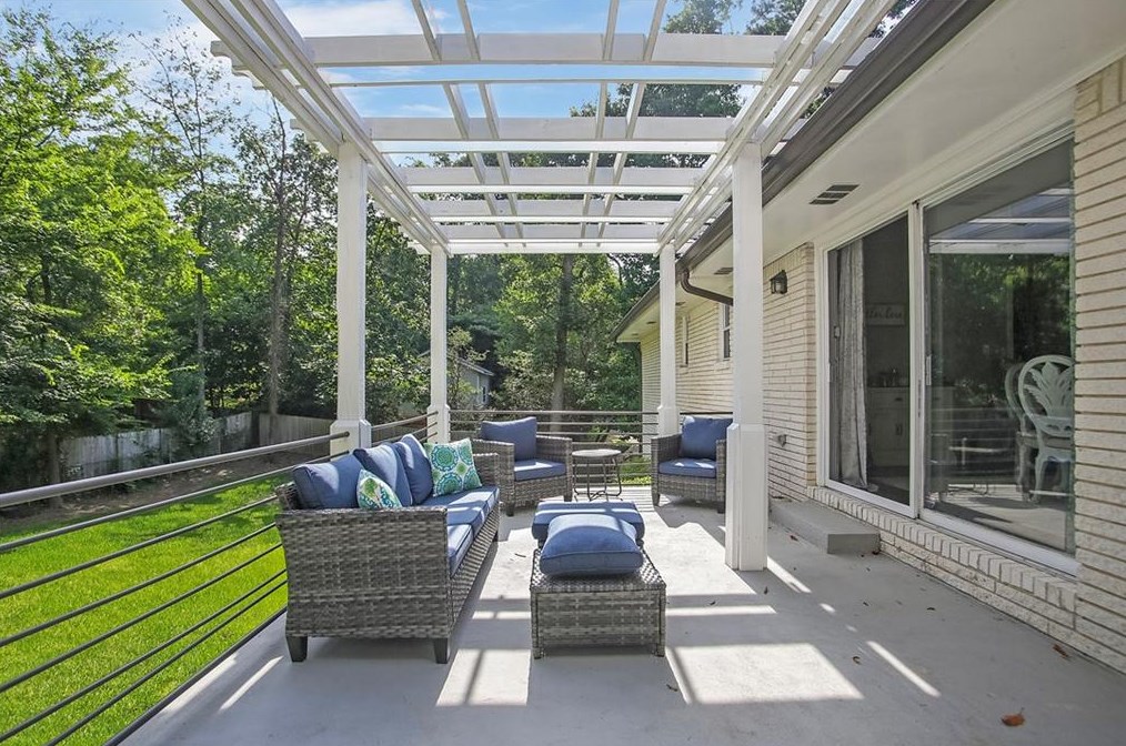 3116 Druid Hills Rd, Decatur GA  30033-2625 exterior