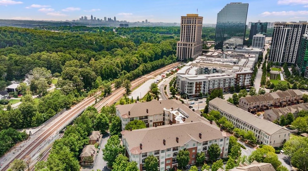 3635 Paces Cir, Atlanta GA  30326-7811 exterior