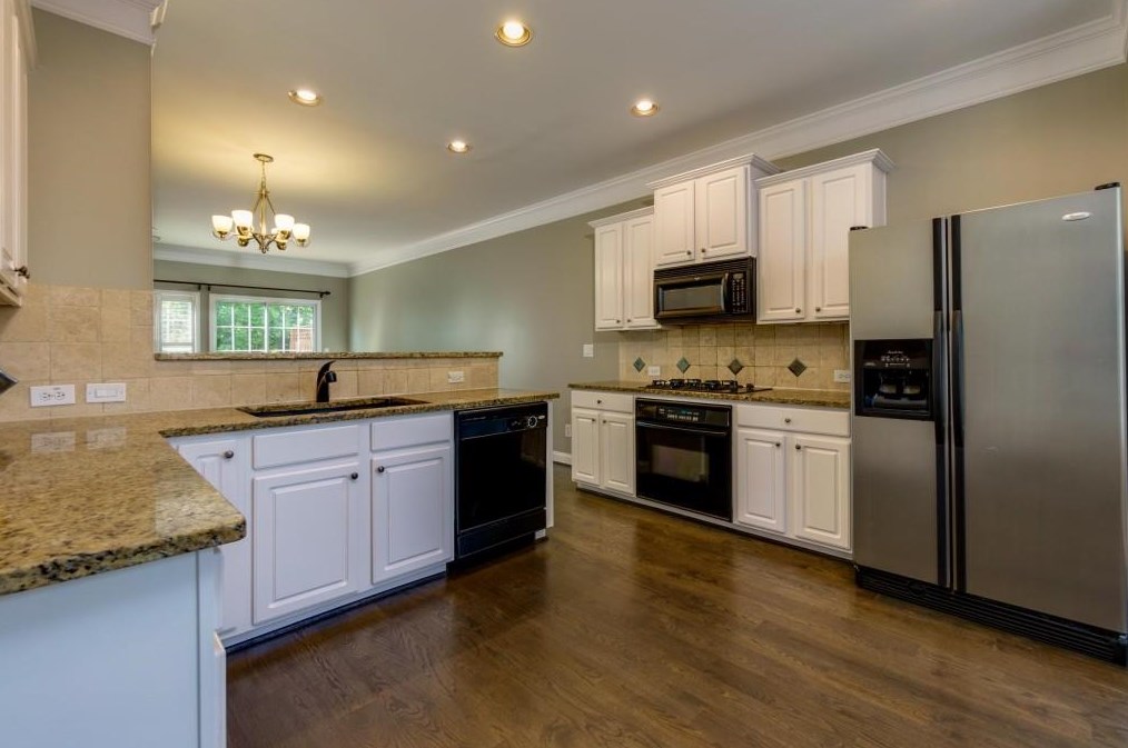 5267 Wellsley Bnd, Alpharetta GA 30005-5069 exterior