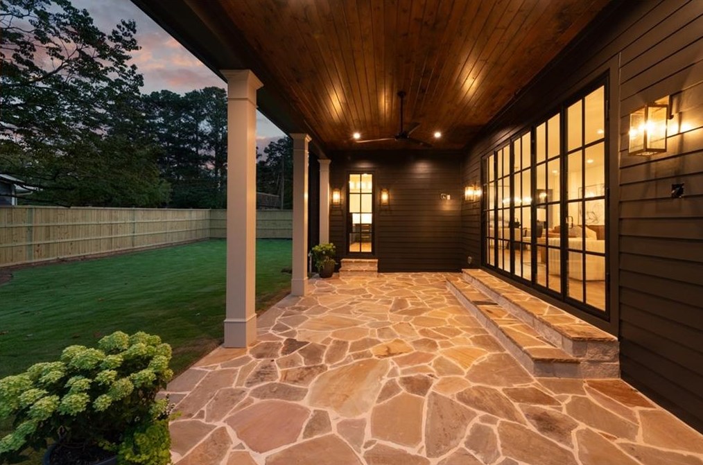 1493 Thornhill Ct, Atlanta GA 30338-4226 exterior