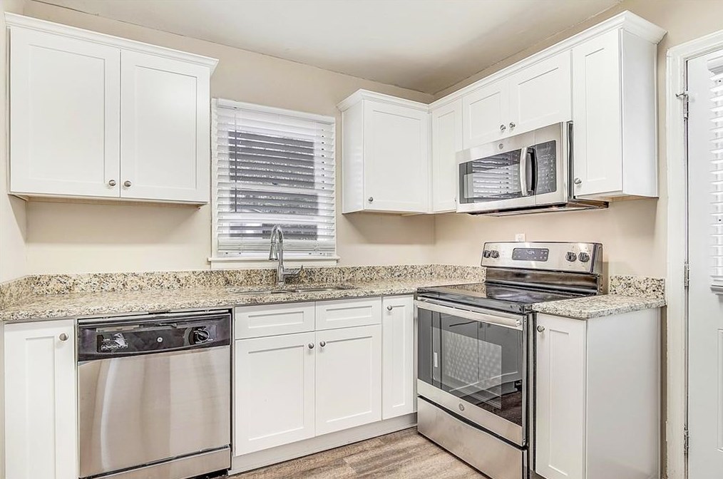 3388 Jackson Dr, Decatur GA  30032-2908 exterior