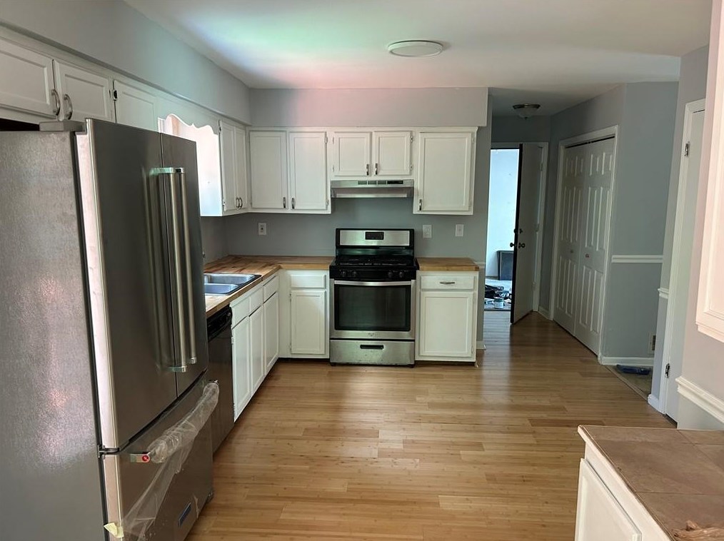 672 River Bend Dr, Jonesboro, GA 30238-5713