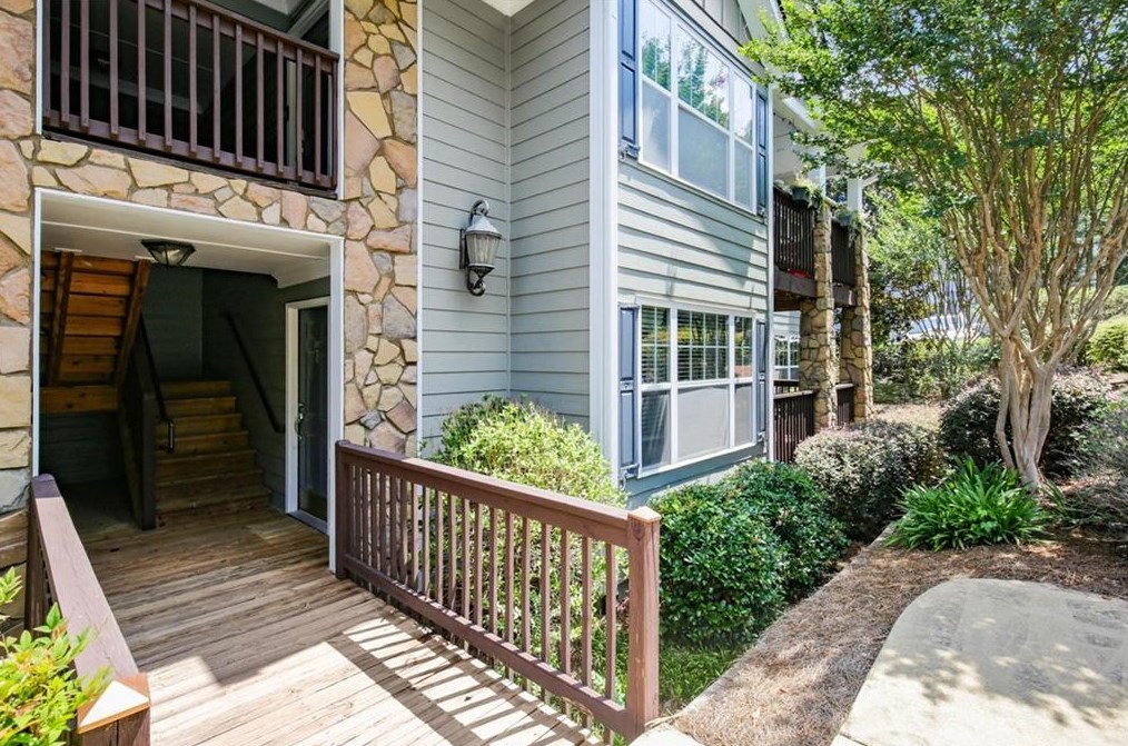 1002 Madison Ln, Smyrna, GA 30080-7869
