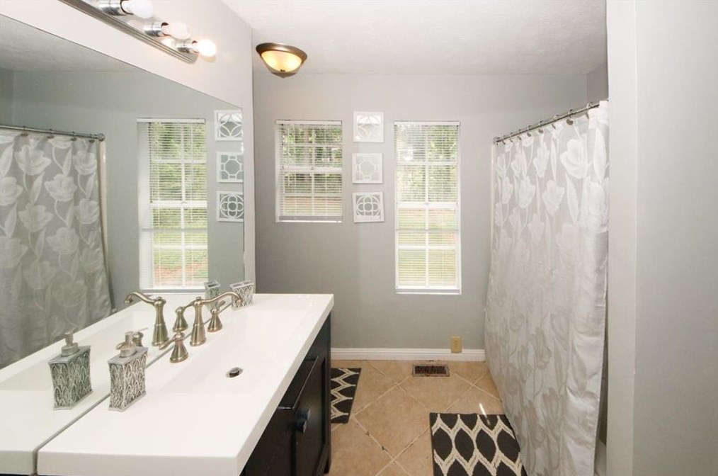 495 Ridgedale Way, Lawrenceville GA  30044-5248 exterior