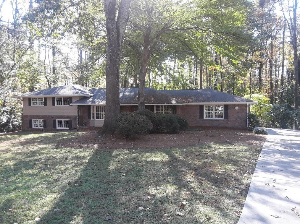 1561 Springfield Ct, Atlanta GA  30338-4909 exterior