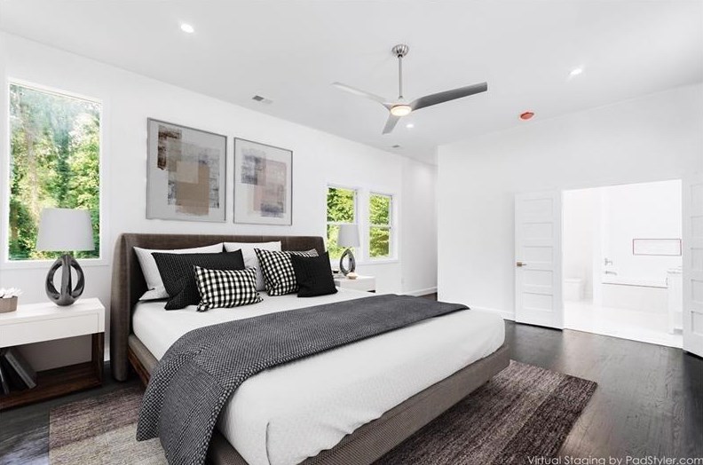 3213 Pinehill Dr, Decatur GA  30032-2803 exterior