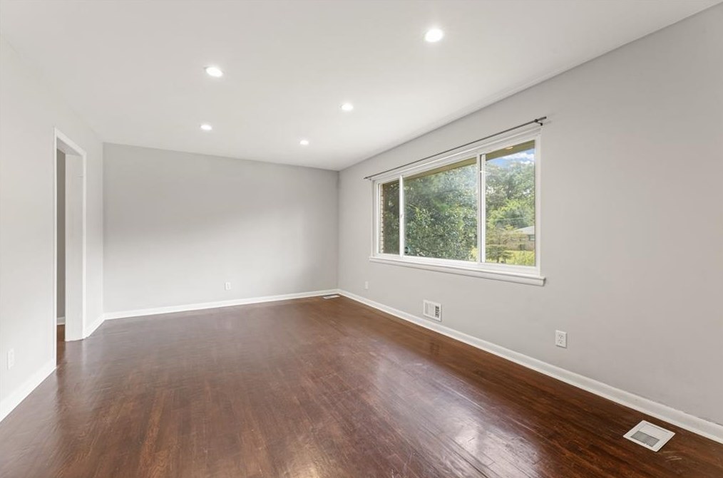 3776 Brookcrest Cir, Decatur GA  30032-3810 exterior