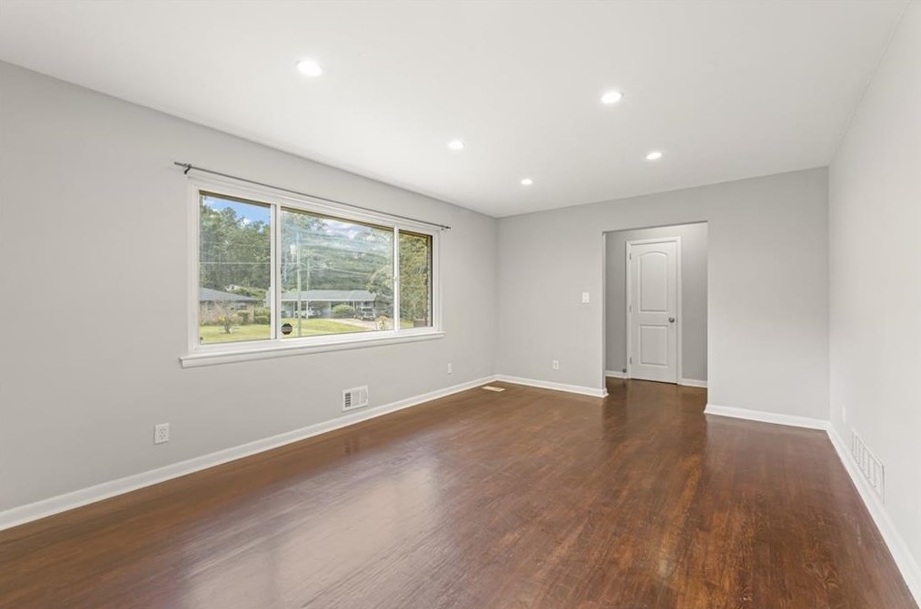 3776 Brookcrest Cir, Decatur GA  30032-3810 exterior