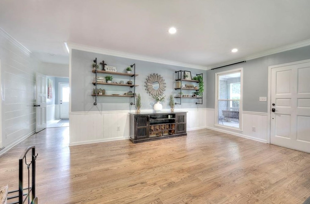 202 Heights Pl, Holly Springs, GA 30114