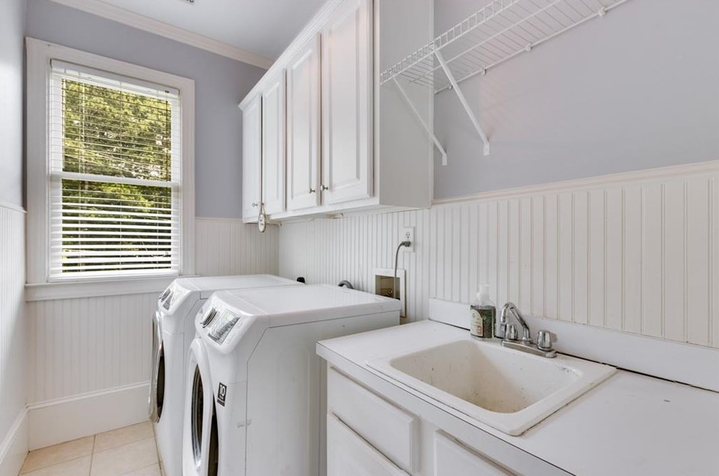 3090 Haynes Trl, Alpharetta GA  30022-1141 exterior