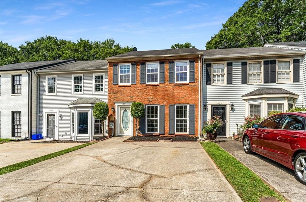 1004 Windy Oaks Ct, Smyrna, GA 30080-2243