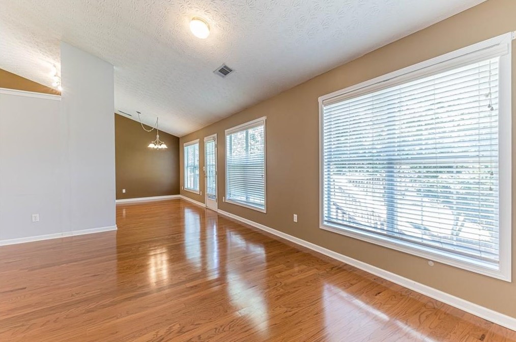 2556 Fairmont Park Ct, Dacula GA  30019-6530 exterior