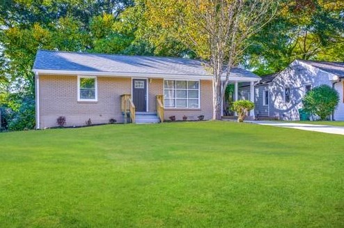 2851 Mitchell Dr, Decatur GA  30032-4233 exterior