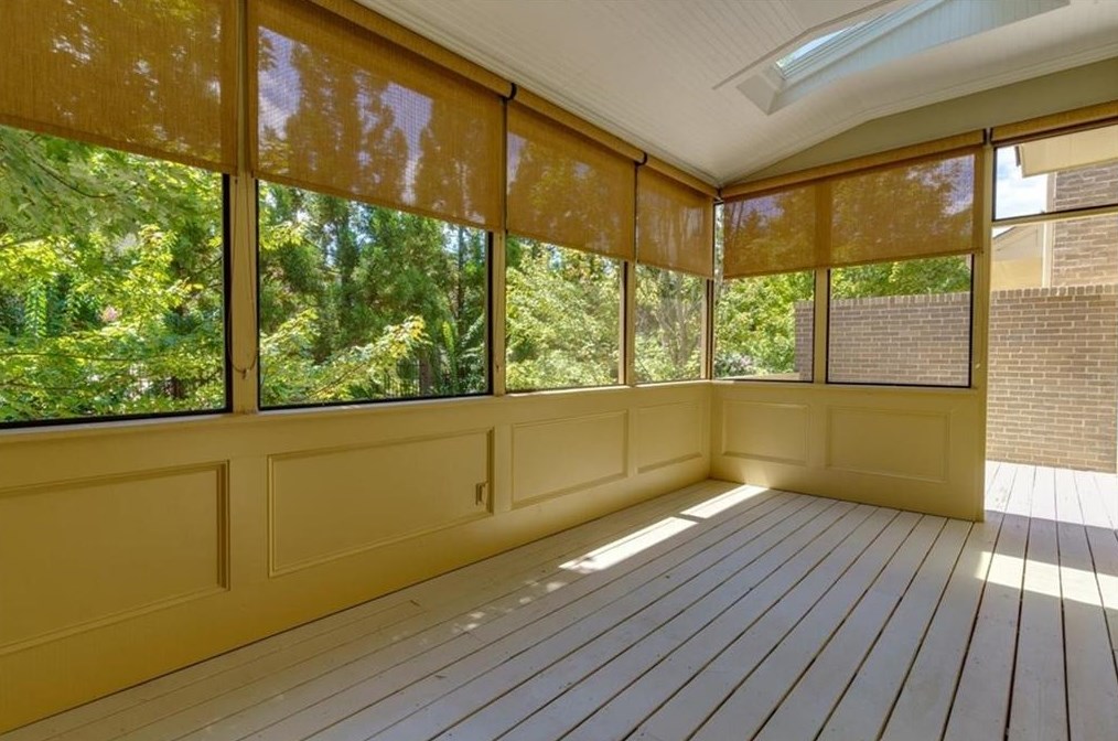 2006 Kensington Green Dr, Smyrna GA  30080-6482 exterior