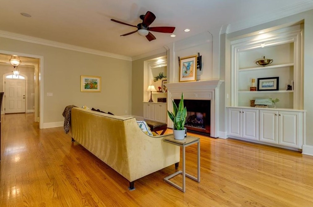 2006 Kensington Green Dr, Smyrna GA  30080-6482 exterior