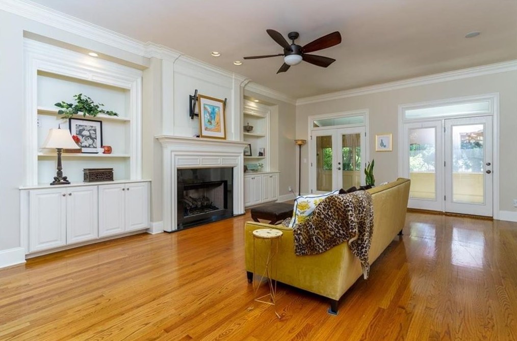 2006 Kensington Green Dr, Smyrna GA  30080-6482 exterior