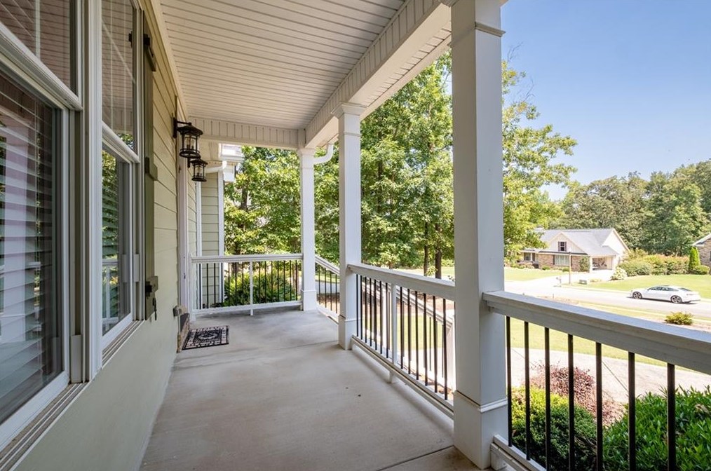 7613 Fern Ln, Lula, GA 30554