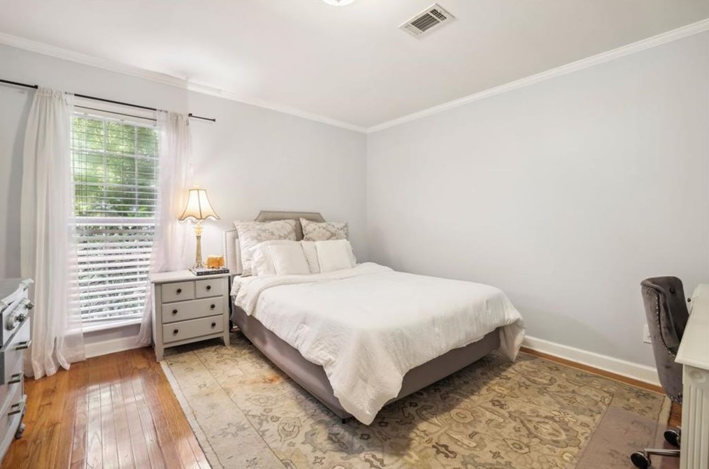 6595 Wright Cir, Atlanta GA  30328-3147 exterior