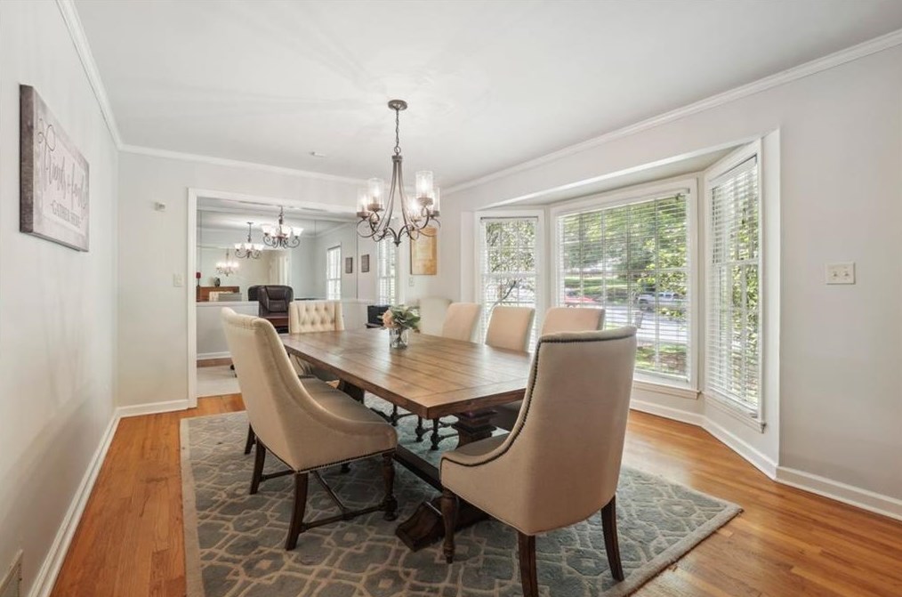 6595 Wright Cir, Atlanta GA  30328-3147 exterior