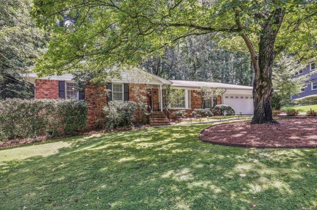 6595 Wright Cir, Atlanta, GA 30328-3147