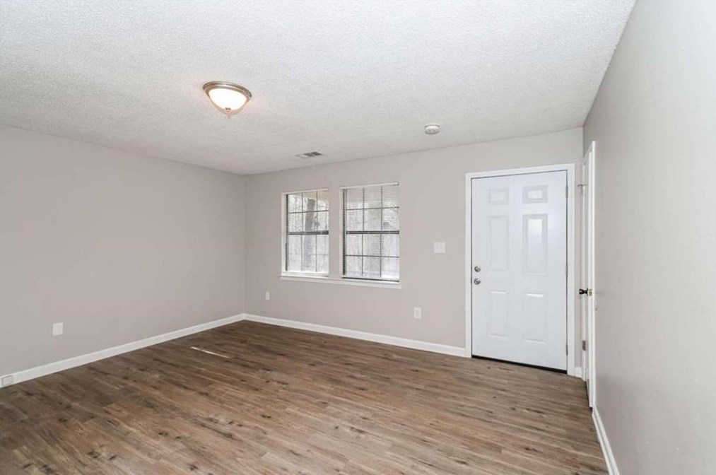 200 Akin Rd, Carrollton, GA 30117