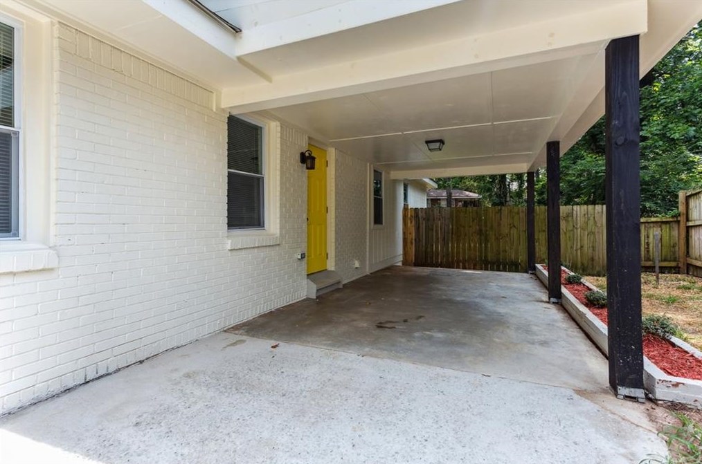 2357 Scotty Cir, Decatur GA  30032-5369 exterior