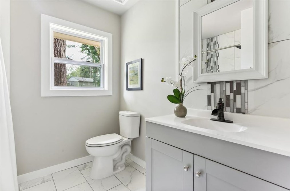 2357 Scotty Cir, Decatur GA  30032-5369 exterior