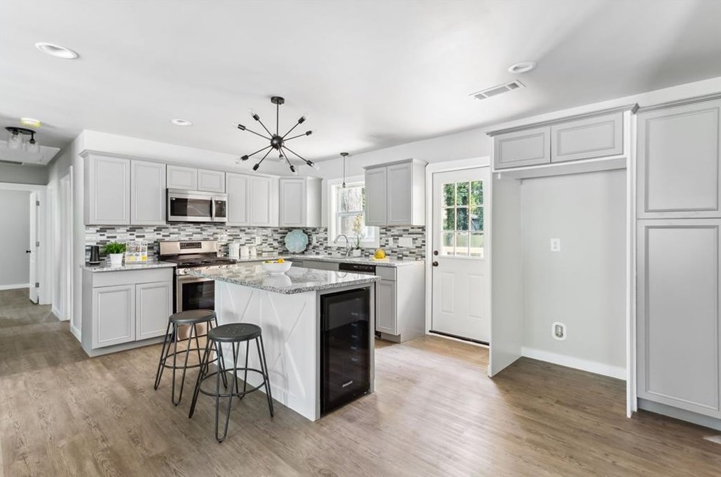 2357 Scotty Cir, Decatur GA  30032-5369 exterior