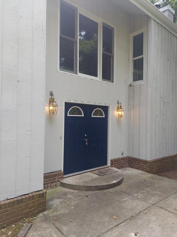 5067 Golfbrook Dr, Stone Mountain, GA 30088