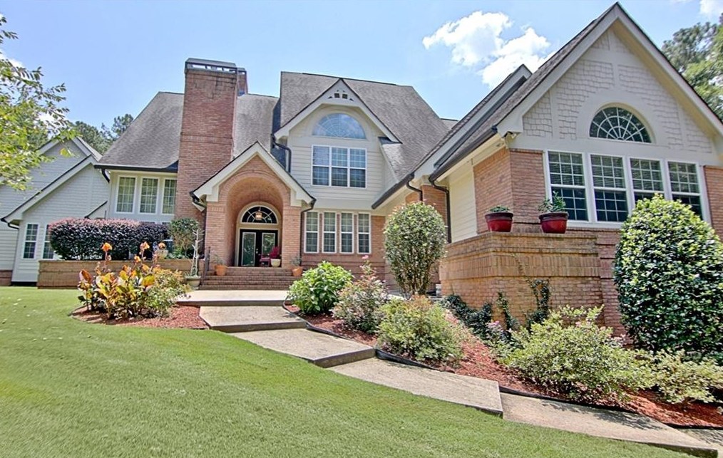6588 White Mill Rd, Fairburn, GA 30213-2544
