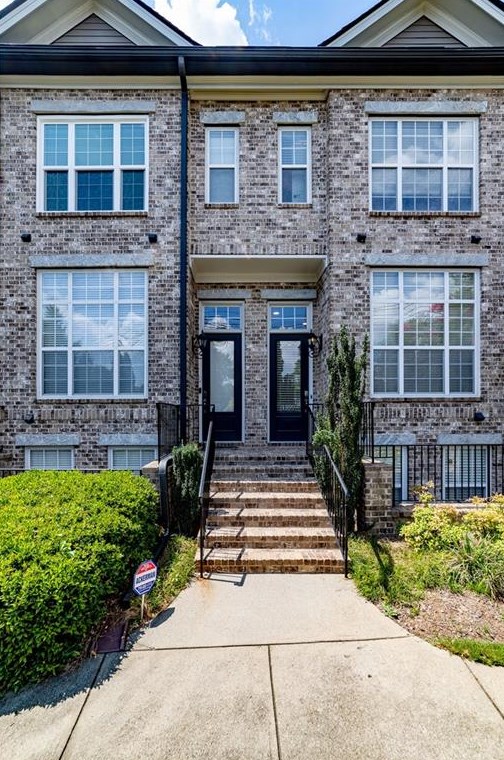 1599 Rivers Edge Trl, Atlanta, GA 30324-5686
