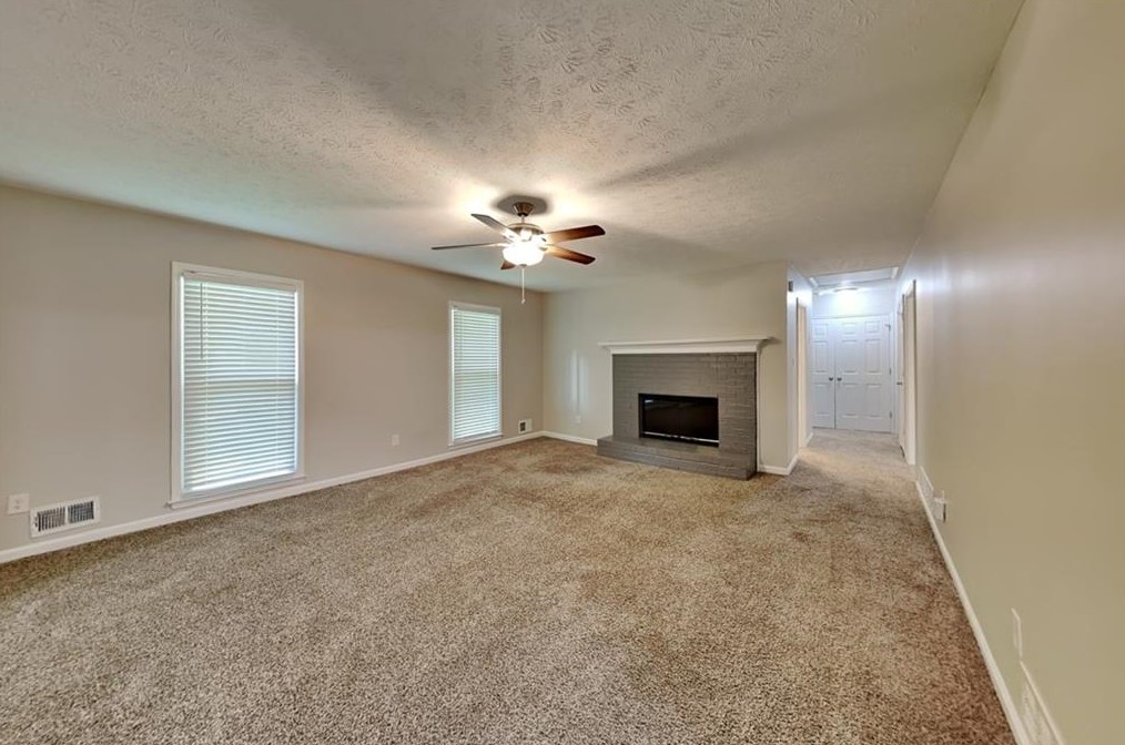 45 Foxtail Ln, Acworth, GA 30101