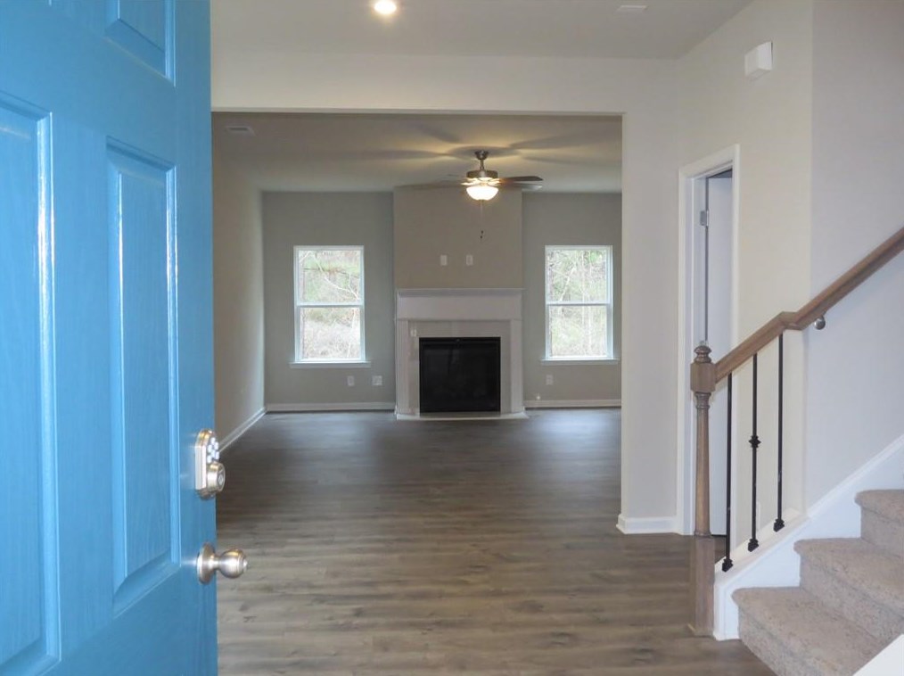 2751 Groovers Lake Point, Lithia Springs, GA 30122