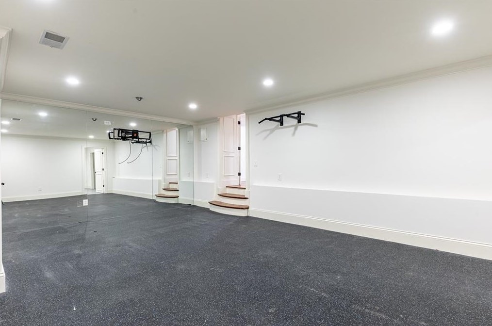 160 Peachtree Way, Atlanta GA 30338-3109 exterior