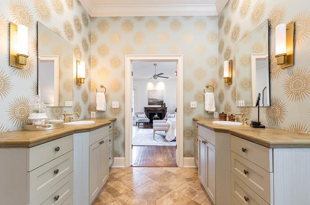 160 Peachtree Way, Atlanta GA 30338-3109 exterior