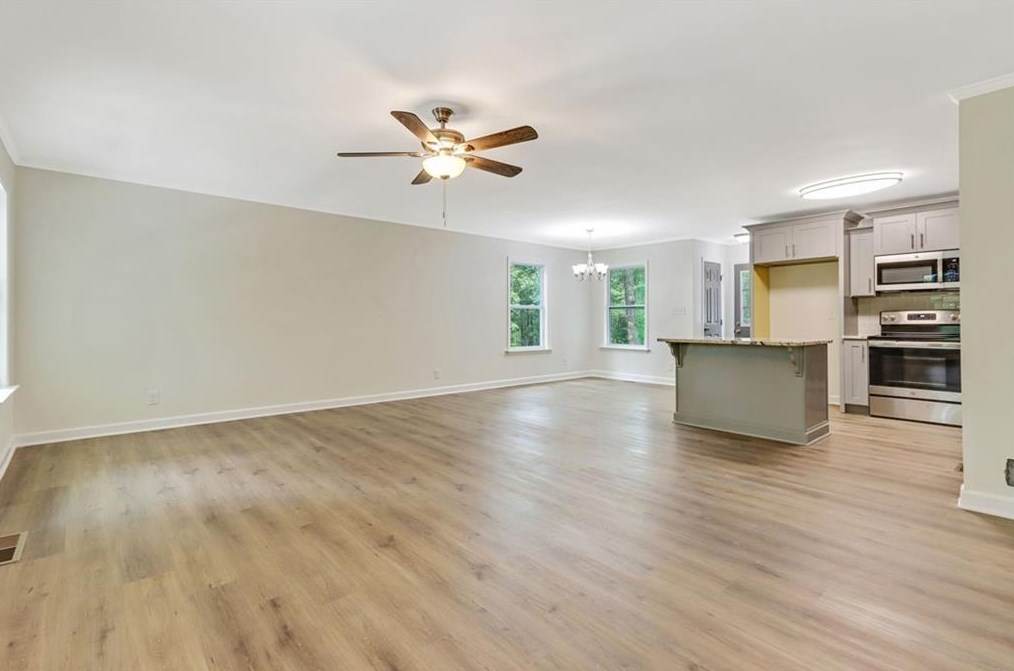 608 Cheatham Rd, Acworth, GA 30101-7991