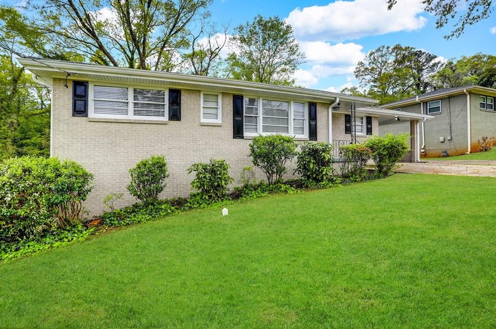 2592 Miriam Ln, Decatur GA  30032-5729 exterior