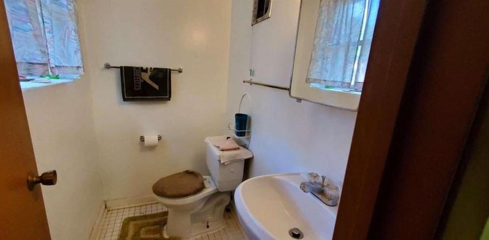 3845 Water Oak Way, Atlanta GA  30340-2535 exterior