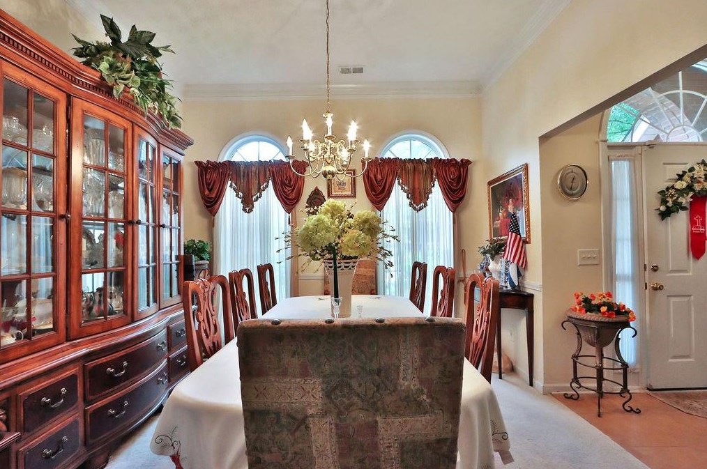 3671 Waldrop Farms Dr, Decatur GA  30034-7305 exterior