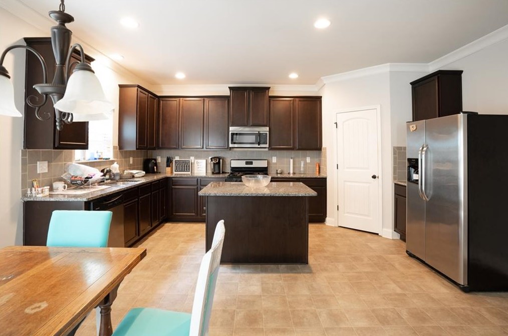 3576 Sycamore Bnd, Decatur GA  30034-4822 exterior